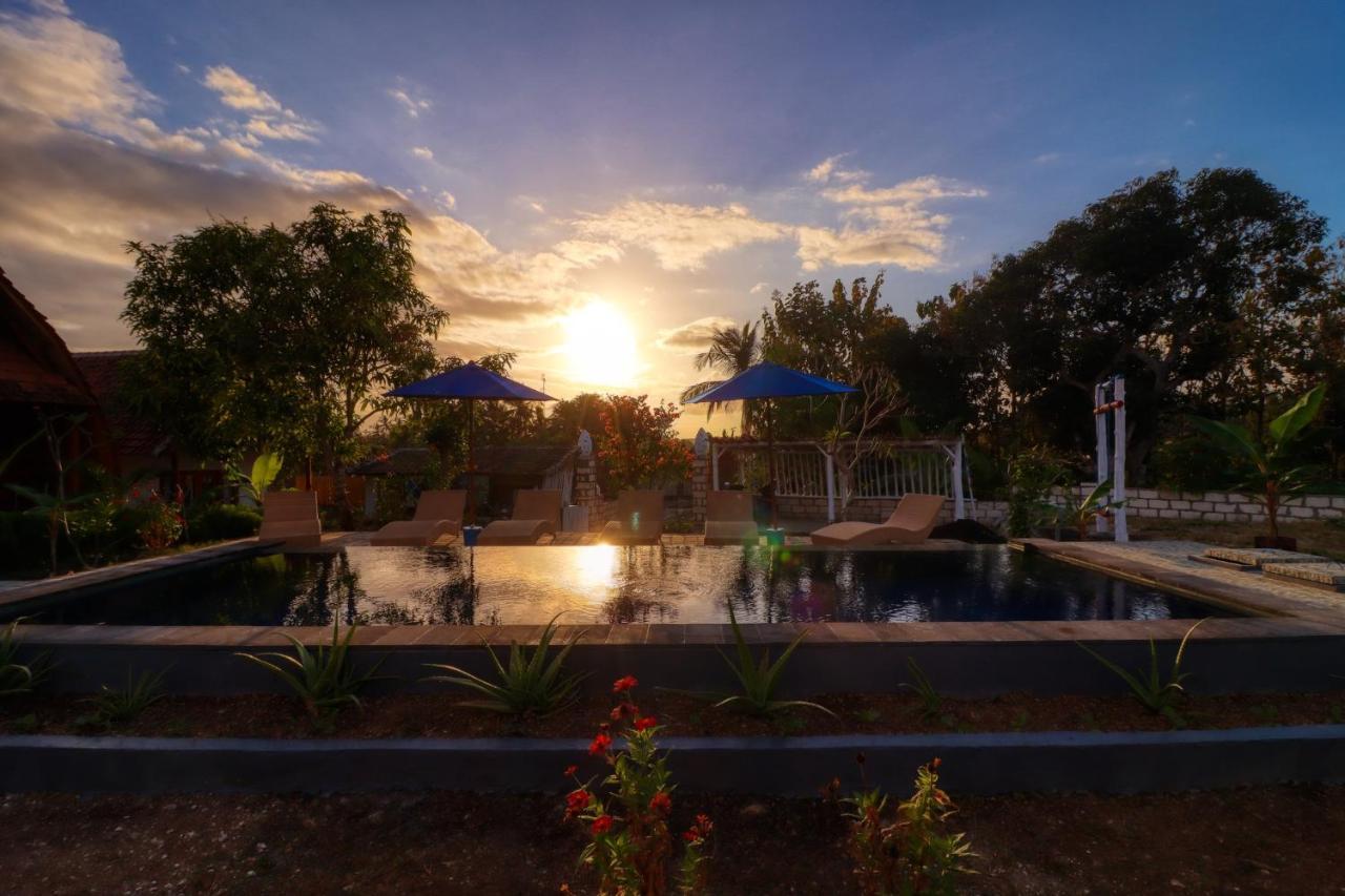 Kira Cottages Sakti Exterior photo